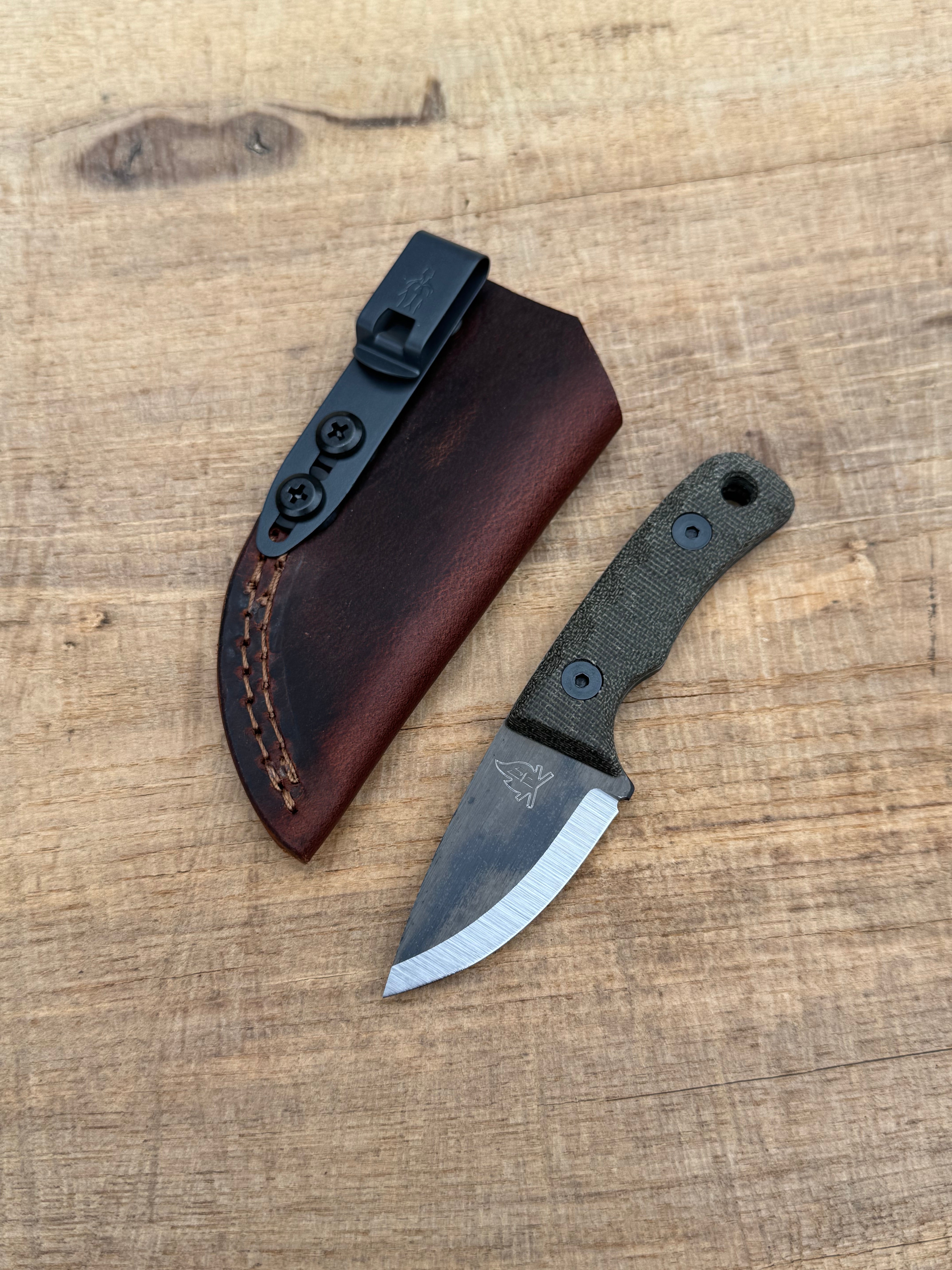 Primitive Wicket (Handle Scales)