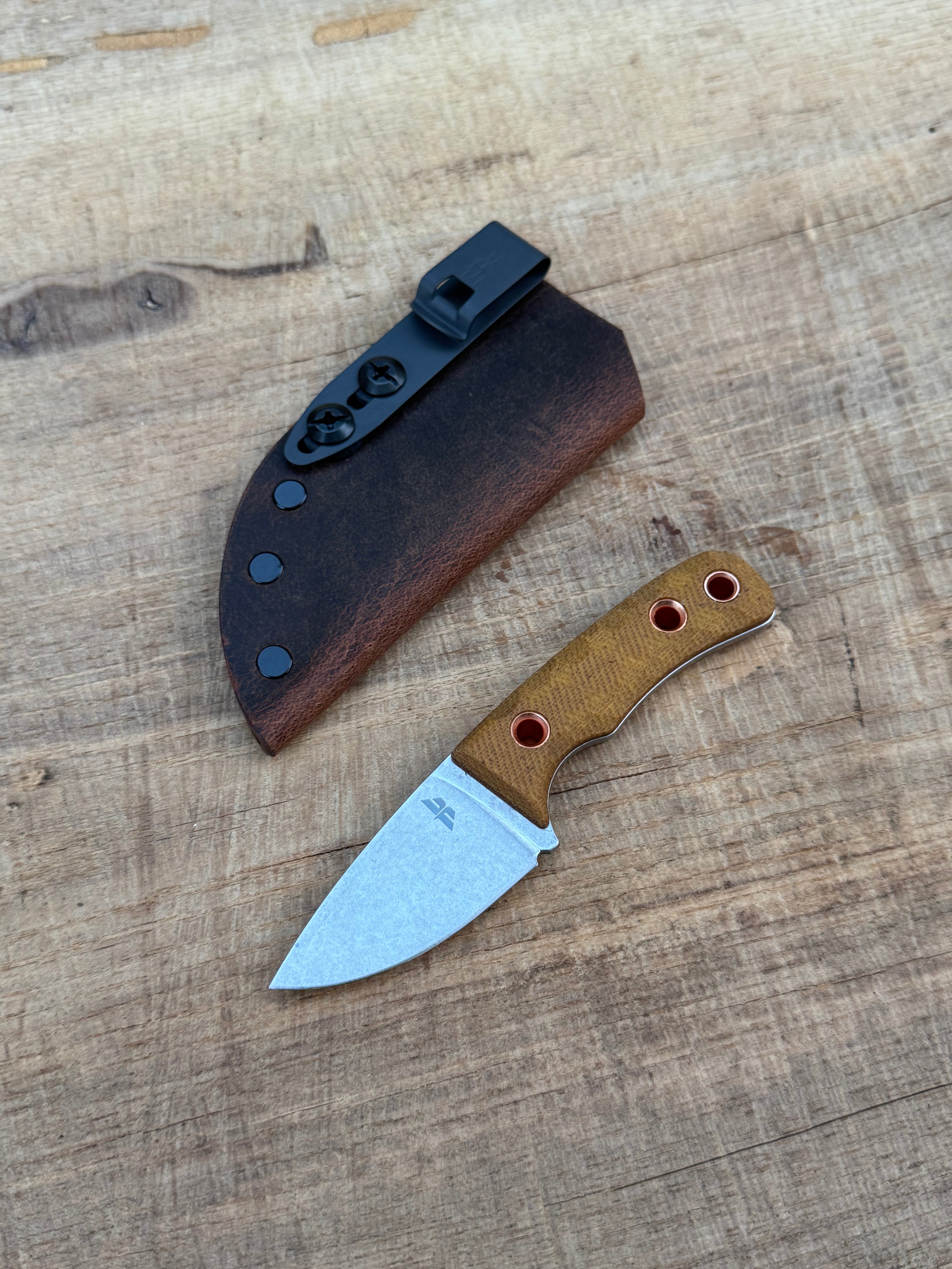 Textured Wicket (Satin)