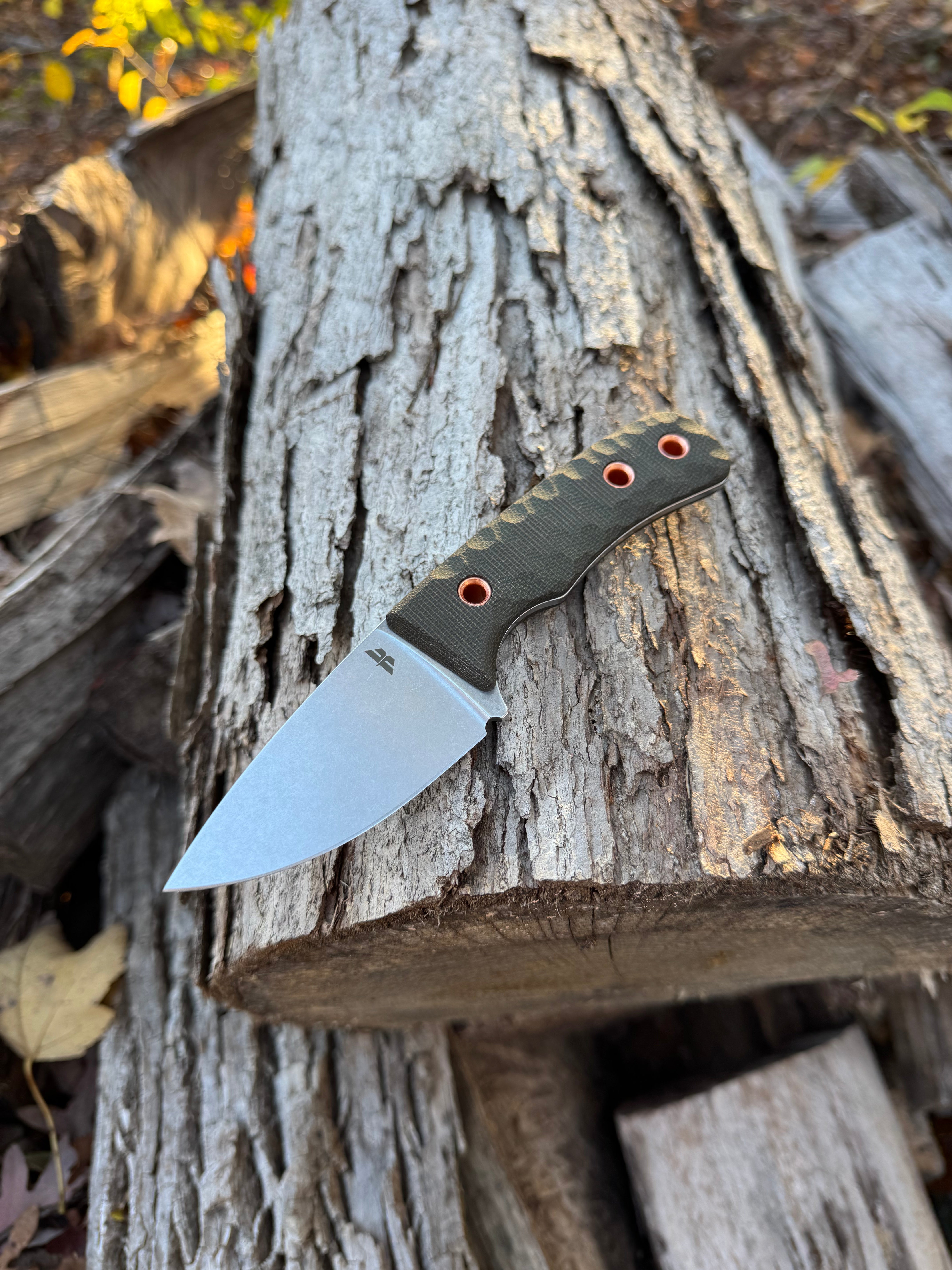 Textured Wicket XL (Satin)