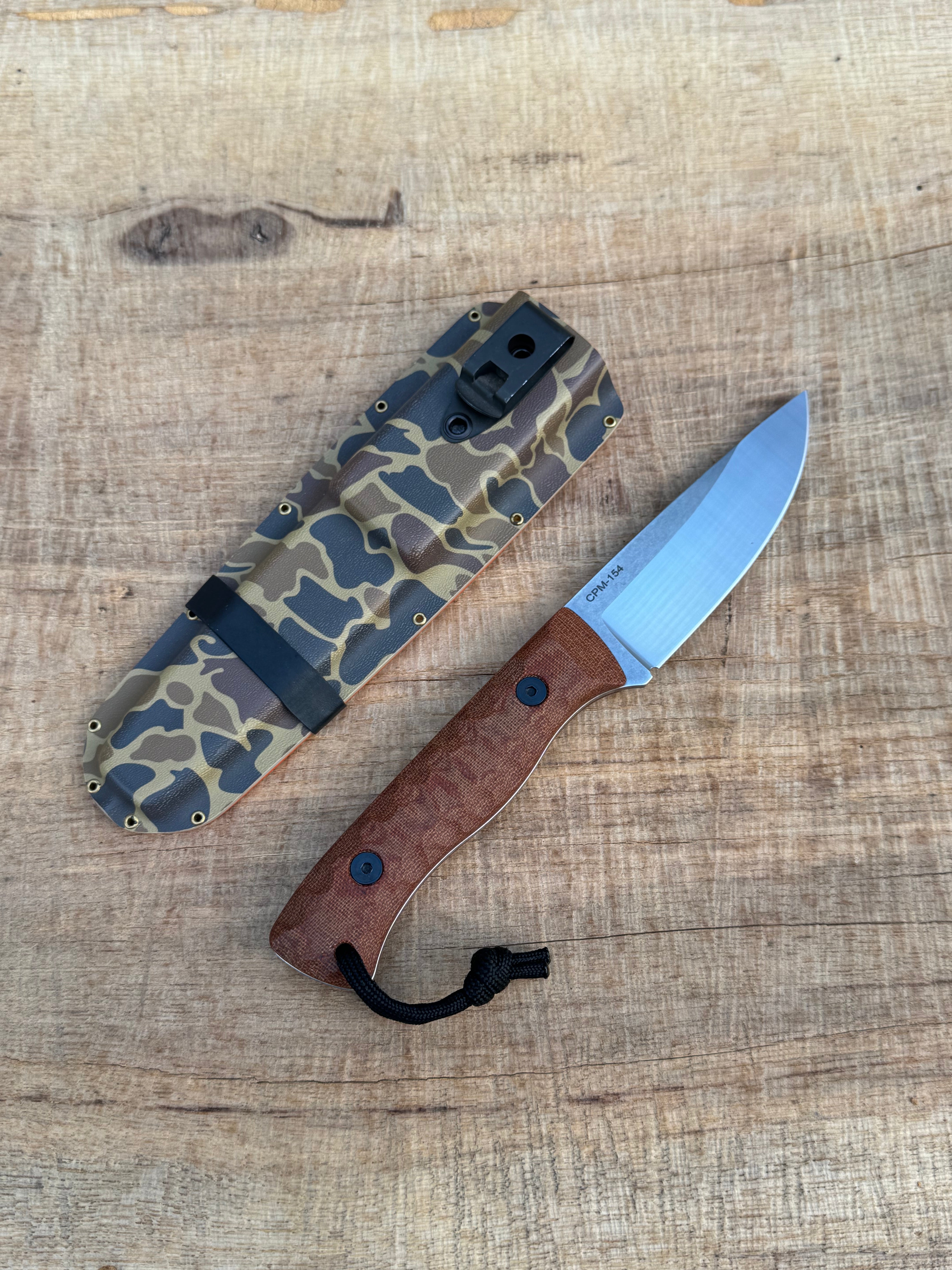 Bruin (CPM-154) - Textured Natural Micarta
