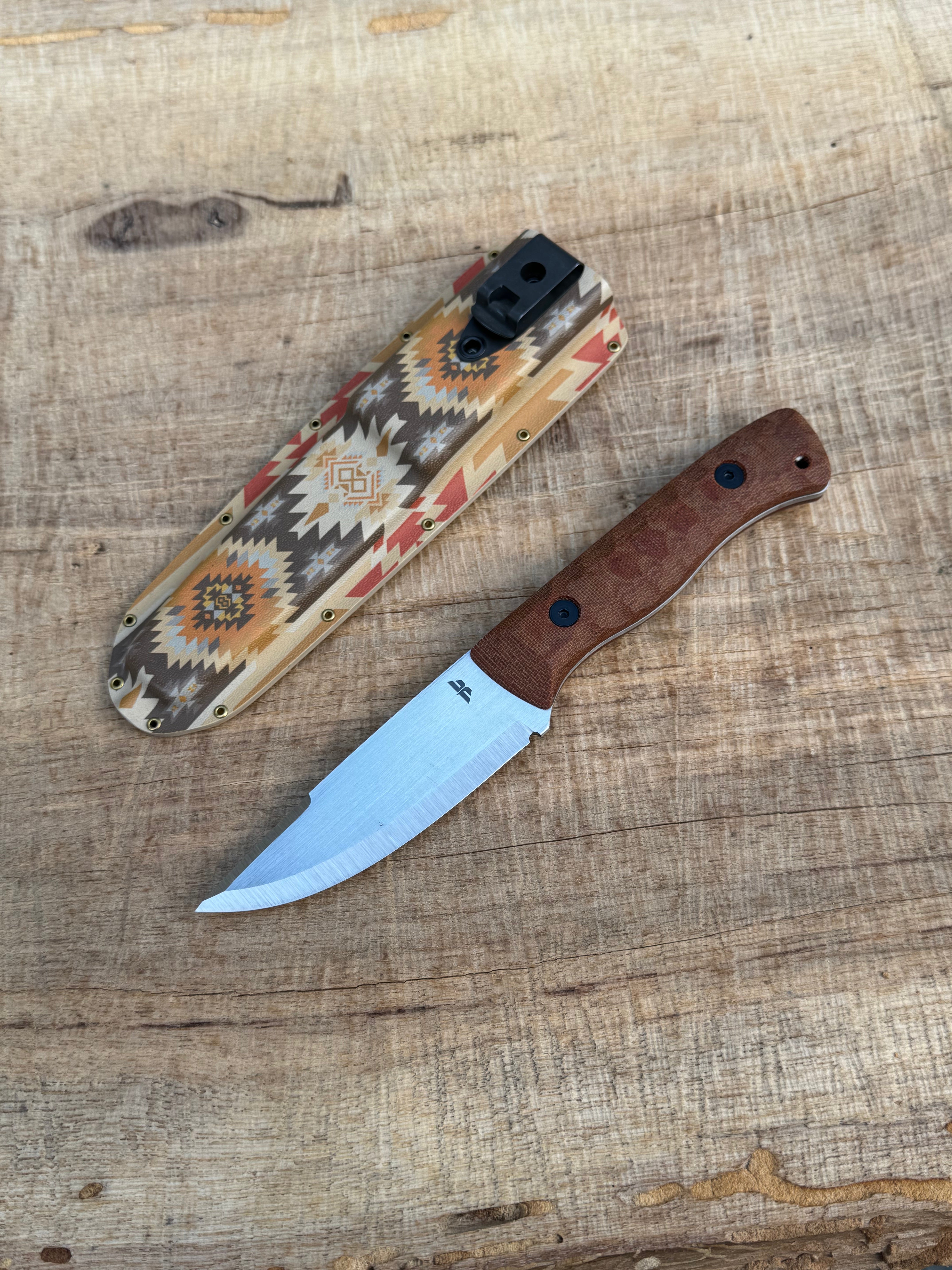 Bruin (CPM-3V Scandi/Swedge)