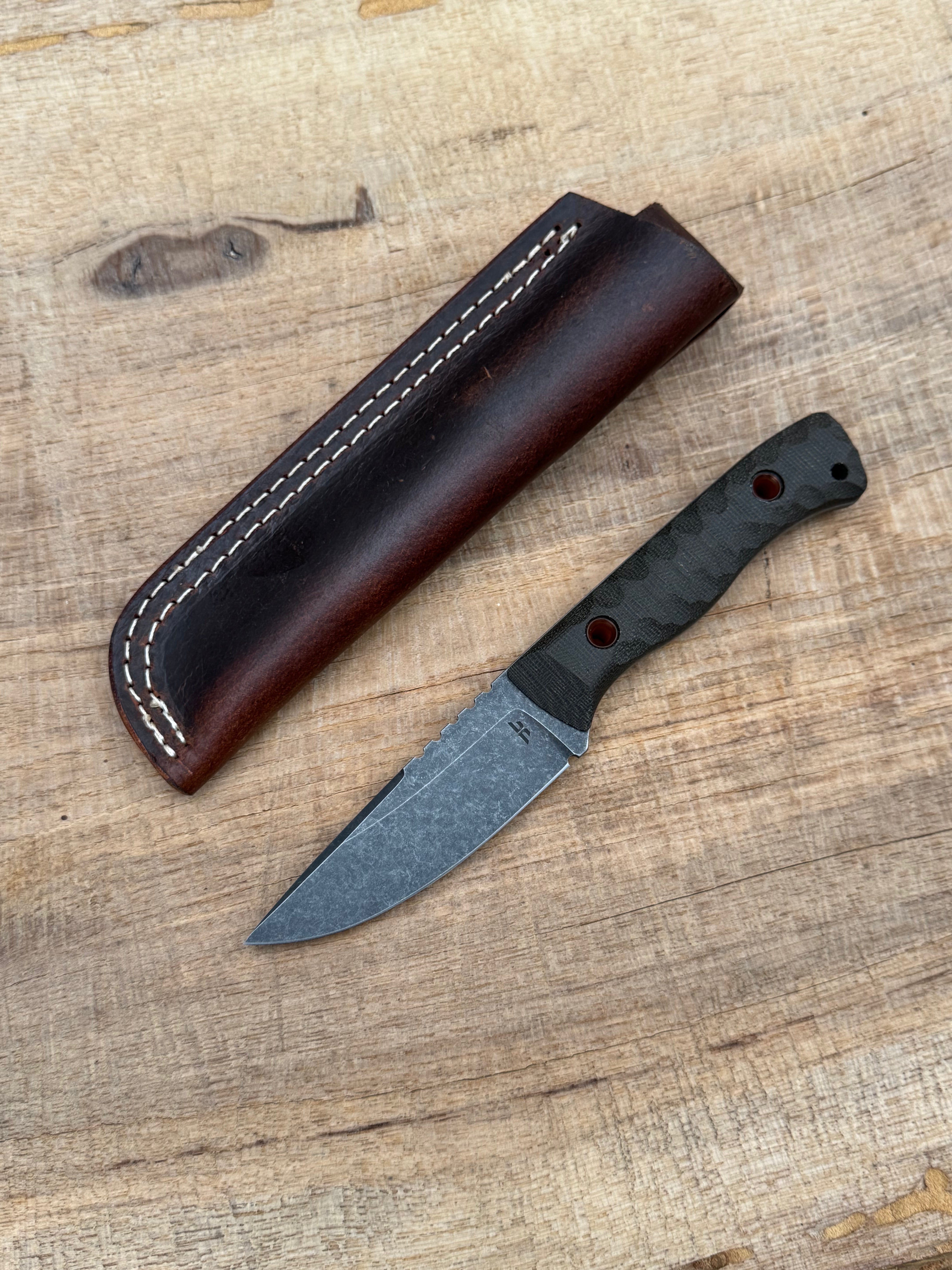 Textured Bruin (Swedge/Jimping)